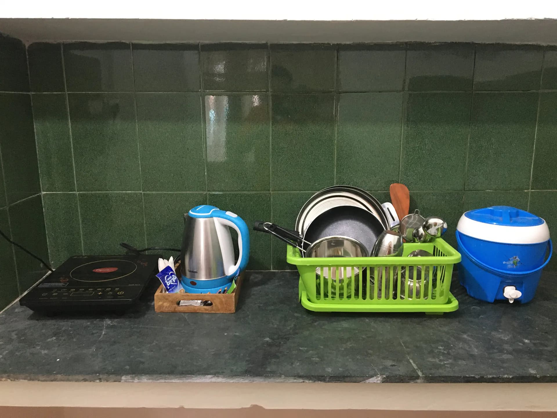 Cozy Suite Functional Kitchen Meals 4