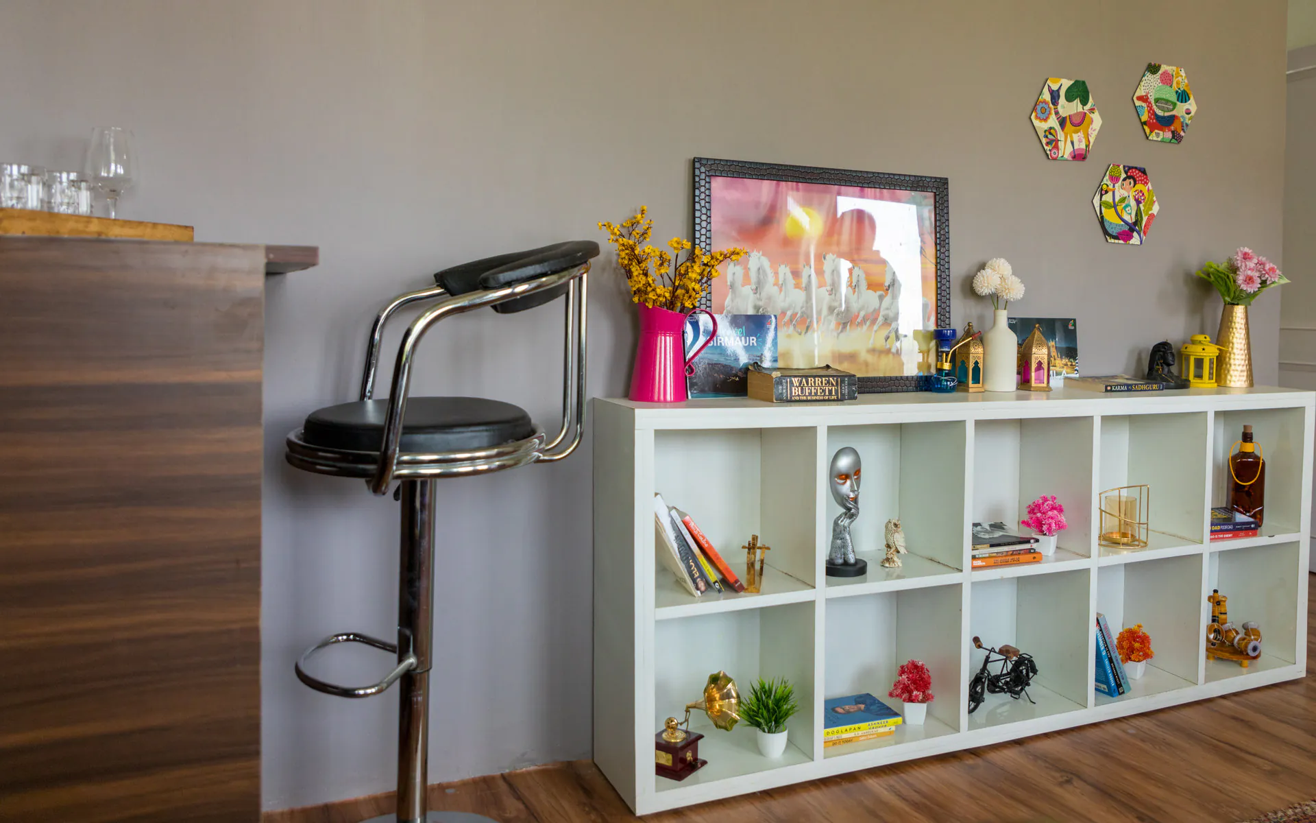 French Window Suite Bar Seating Workstation Library 5