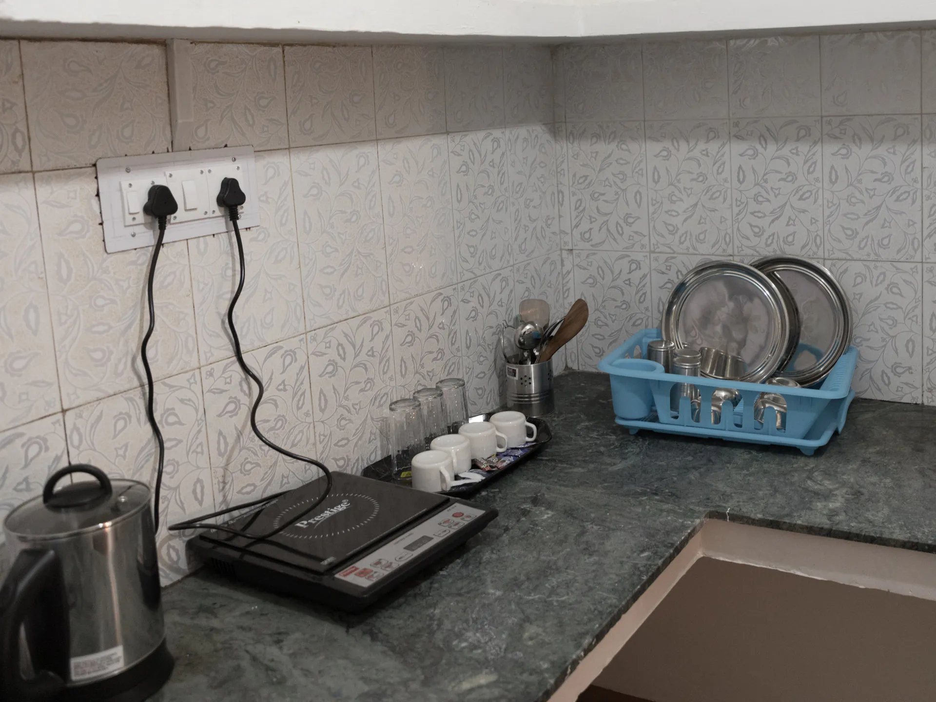 French Window Suite Equipped Kitchen