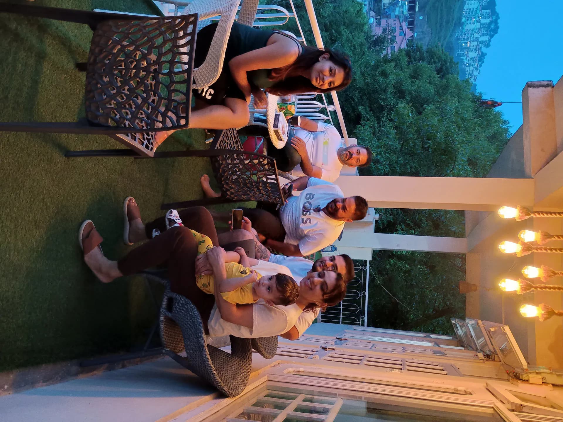 Guest Dining Mountain View Kandaghat 1