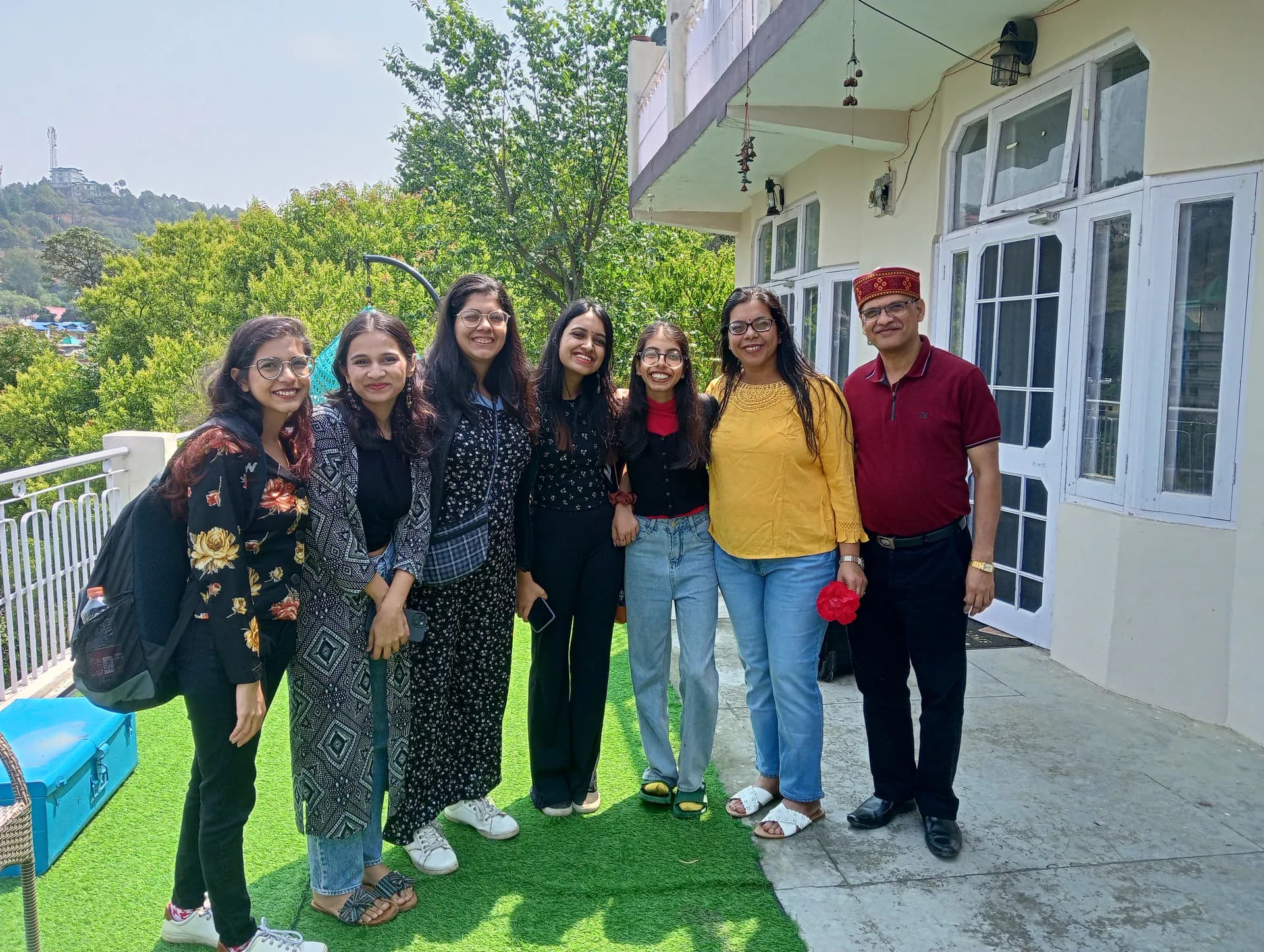 Happy Family Stay Himachal Homestay 11