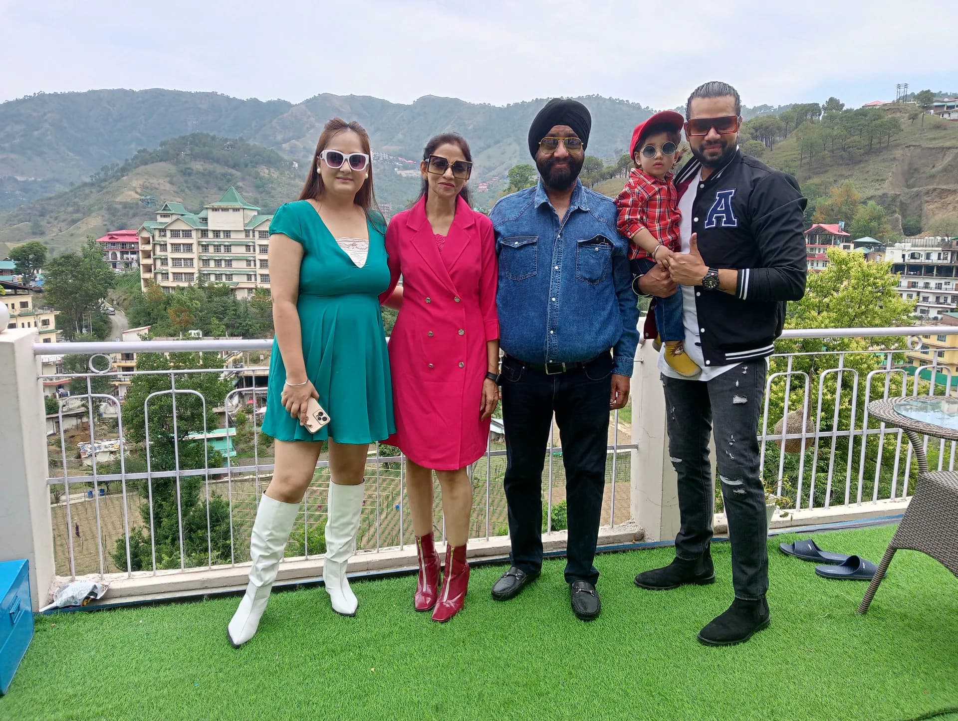 Happy Family Stay Himachal Homestay 12