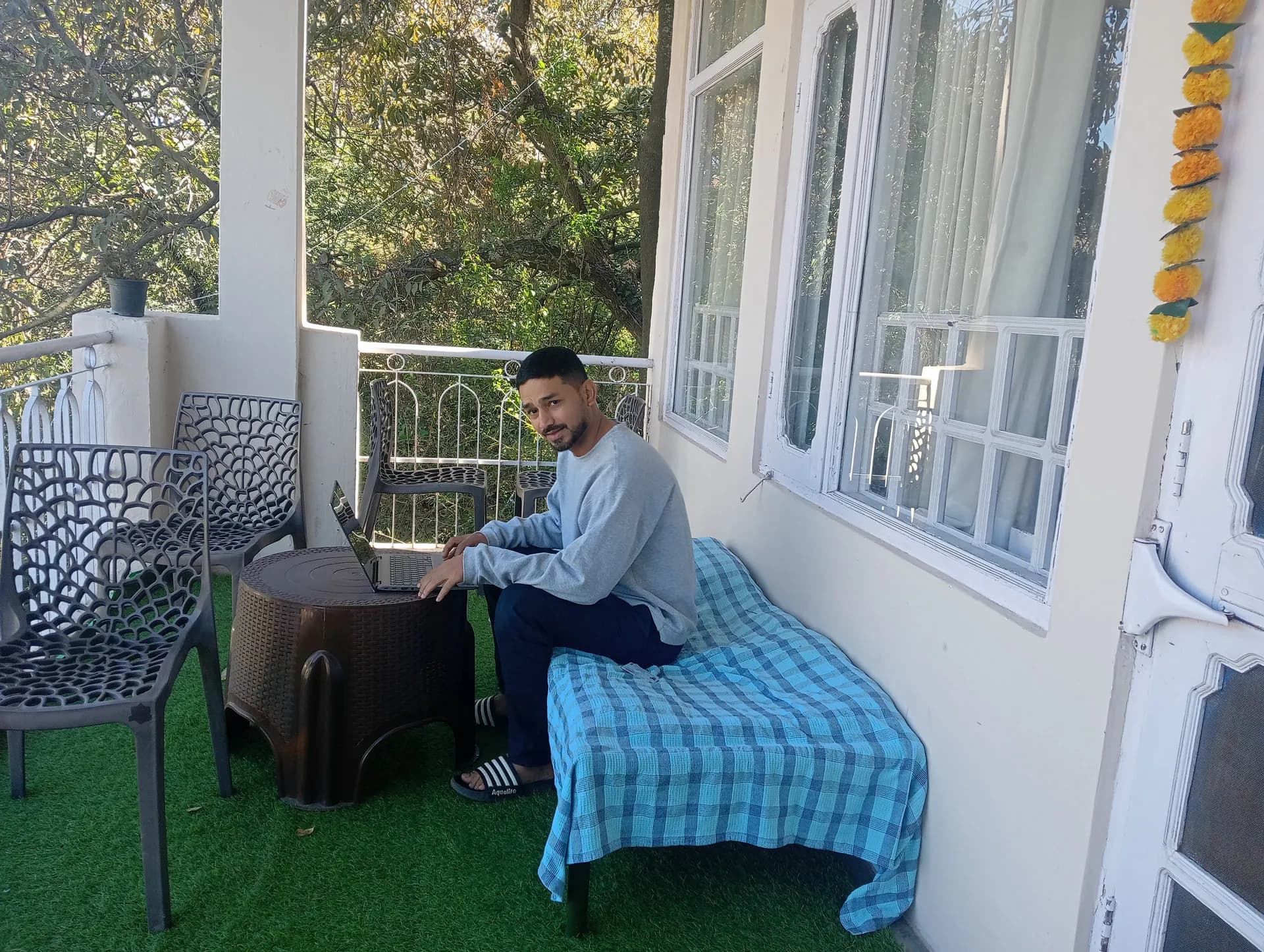 Happy Family Stay Himachal Homestay 42