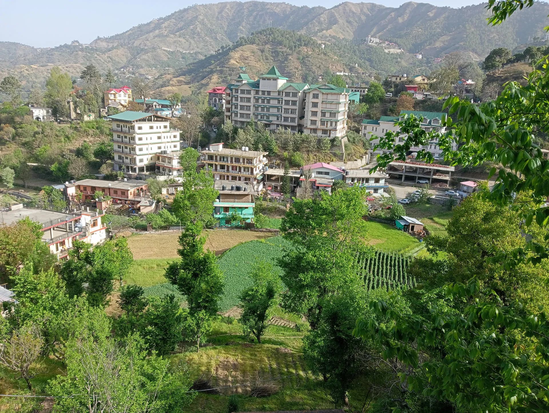 Scenic Mountain View Kandaghat Hills 11