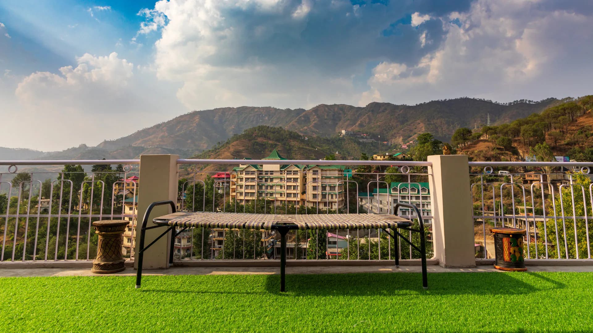 Terrace Seating Mountain Horizon 3