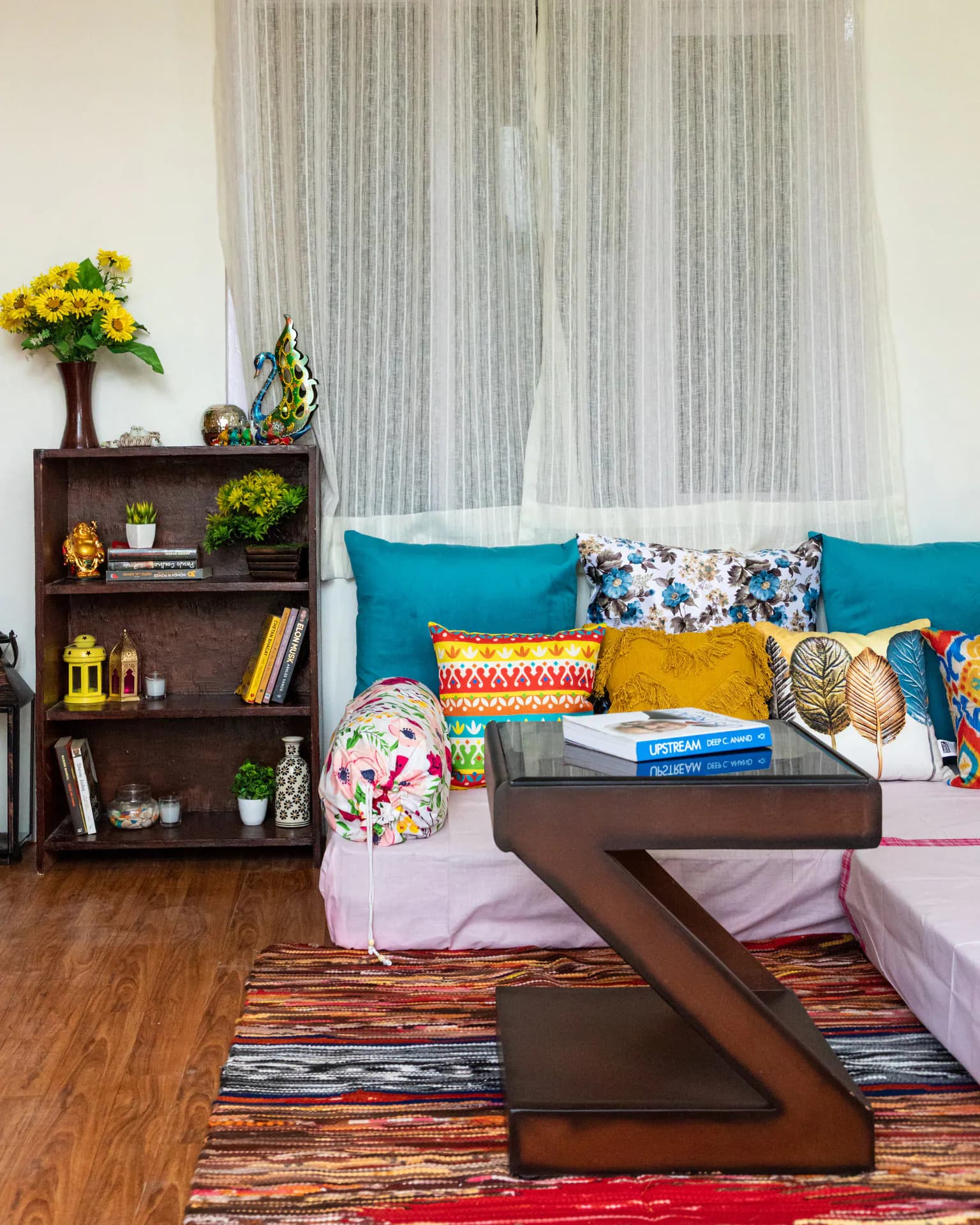 Vibrant Suite Living Room Seating