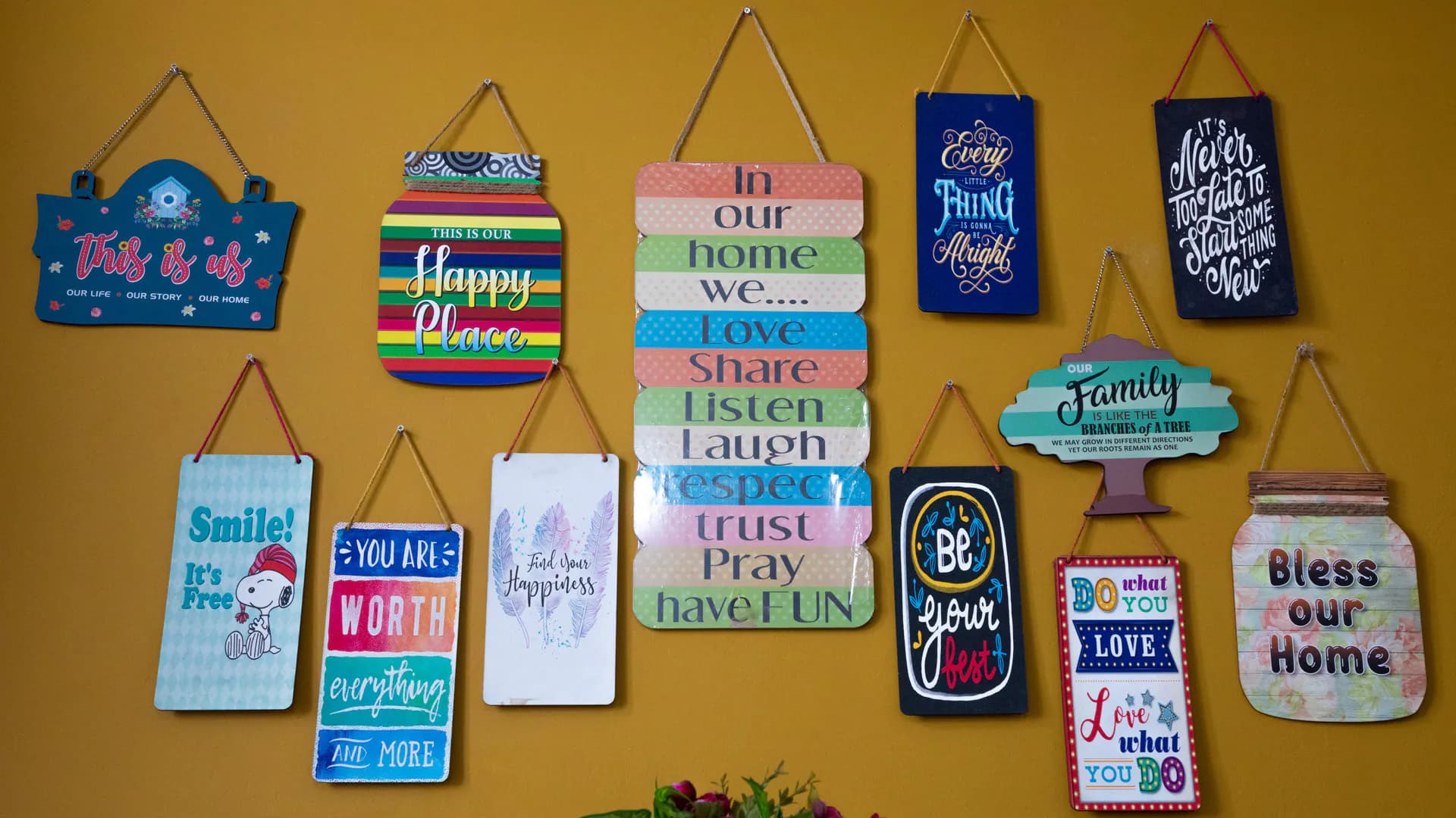 Vibrant Suite Quotation Wall