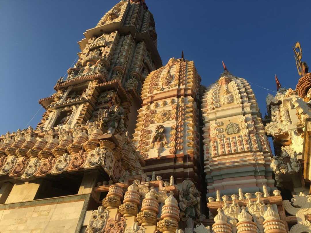 The magnificent Jatoli Temple in Solan, a key sightseeing spot near our Kandaghat homestay