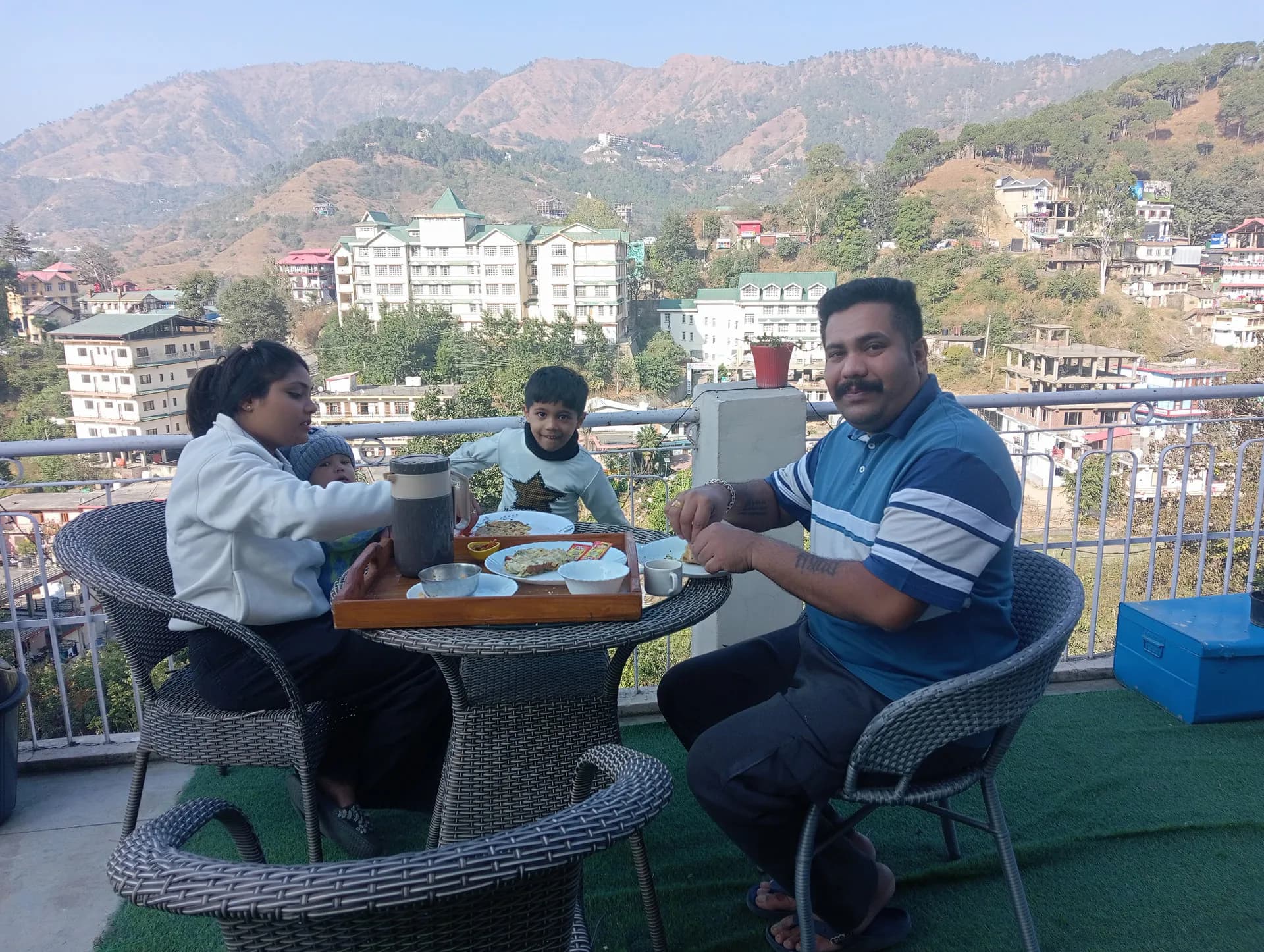 Terrace Dining Mountain View Kandaghat 11