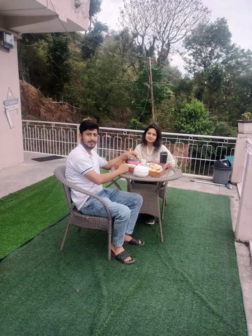 Terrace Dining Mountain View Kandaghat 15
