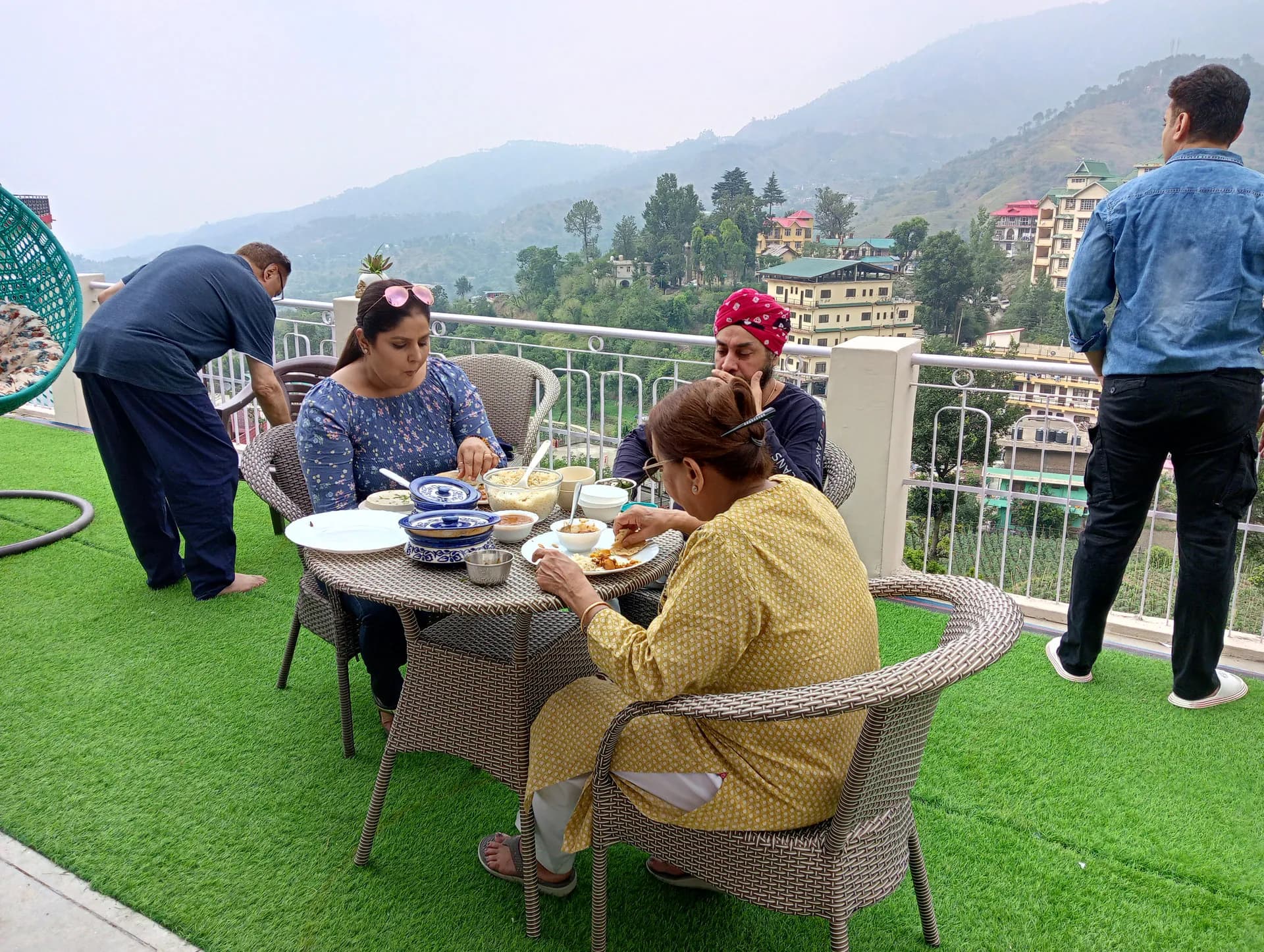 Terrace Dining Mountain View Kandaghat 4